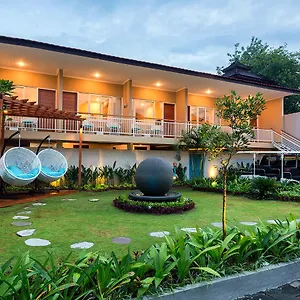 Destiny And Villa Seminyak (Bali)